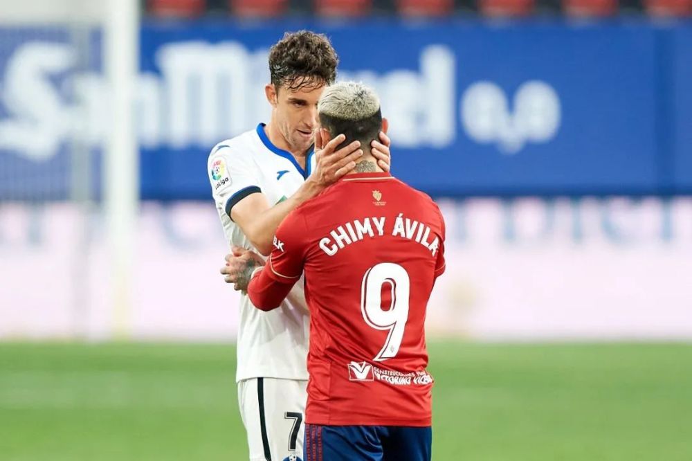 包含巴列卡诺破功新闻披露，埃瓦尔垂头丧气的词条