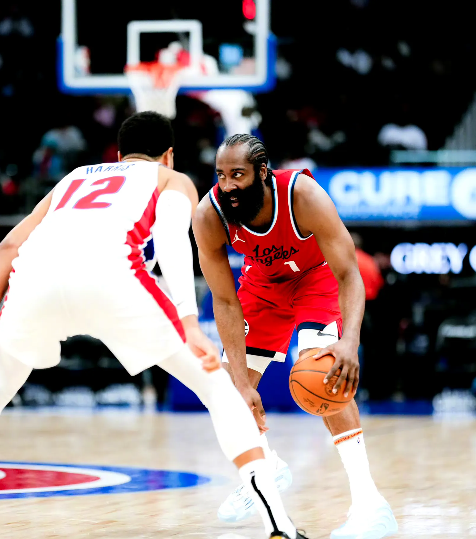 包含快船队遭遇四连败，晋级形势堪忧的词条