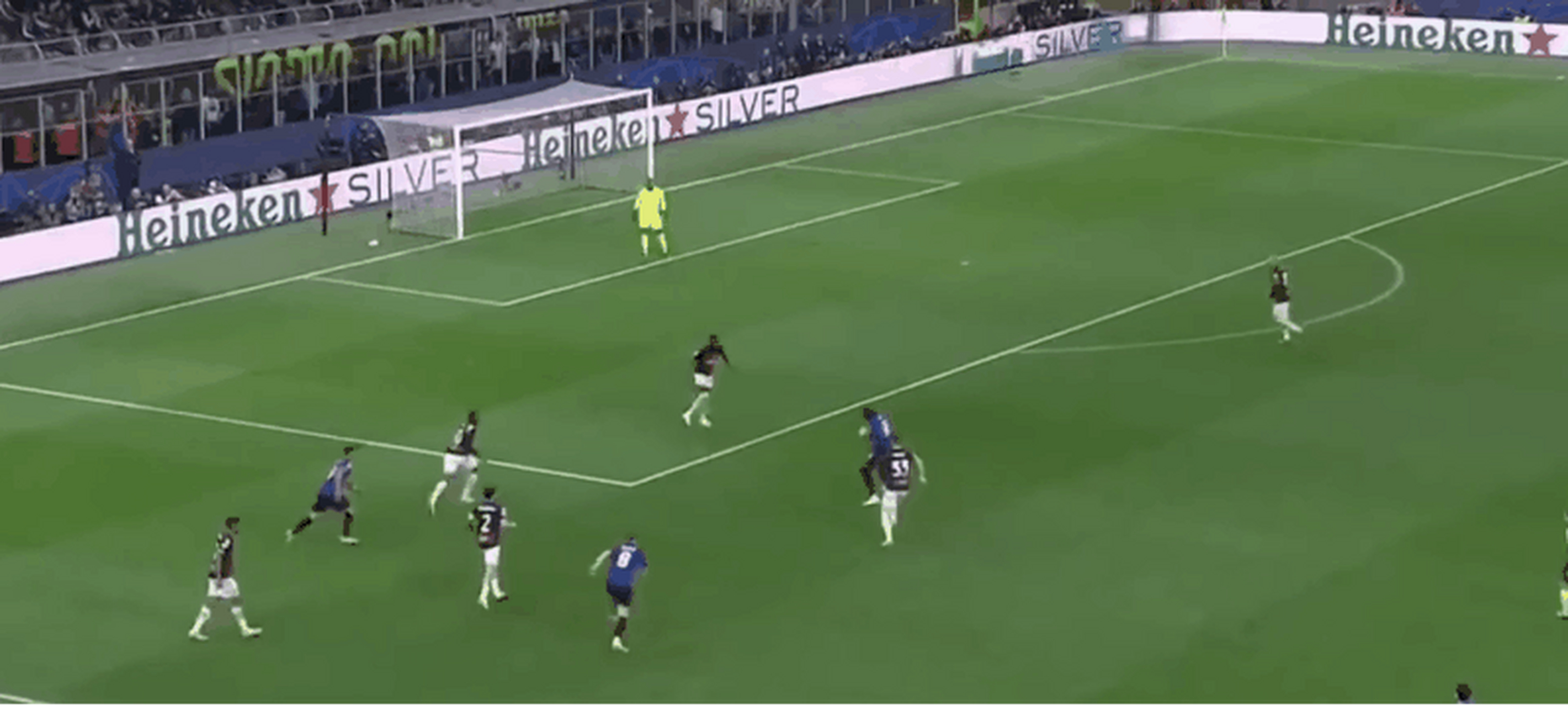 国米欧冠回归勇气！卢卡库带伤奔赴阵前的简单介绍