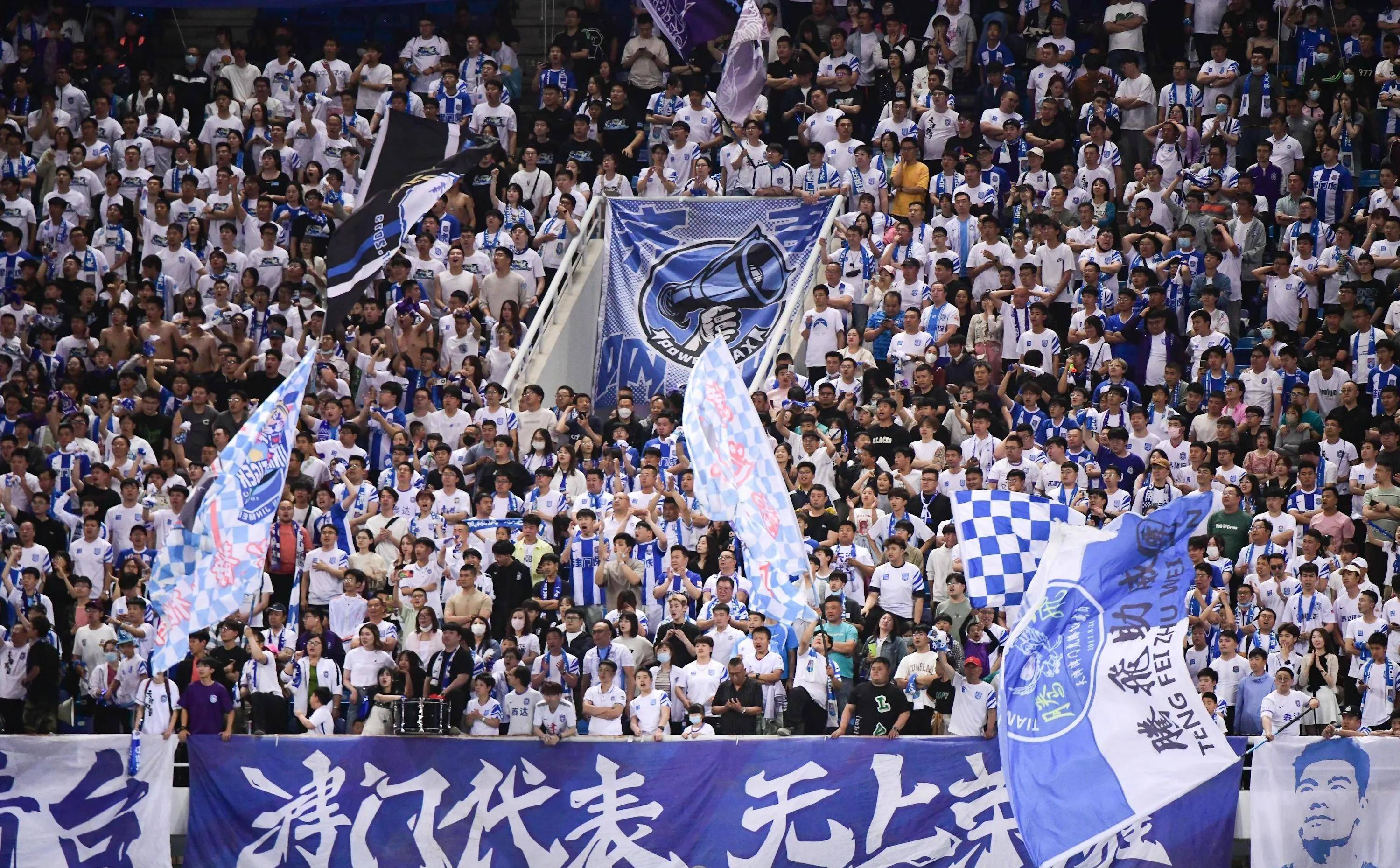 波兰队客场战平哈萨克斯坦,积分榜上升至第二 波兰队客场战平哈萨克斯坦,积分榜上升至第二